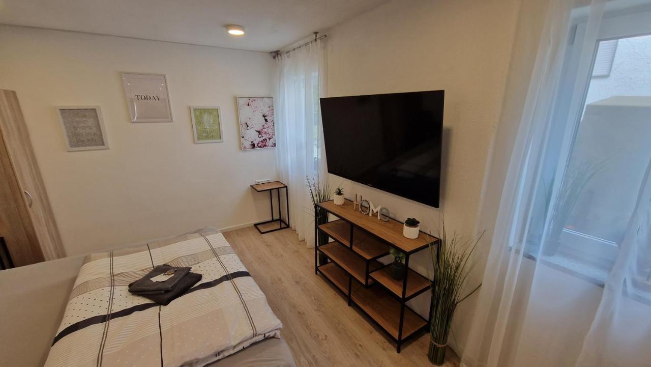 Appartment-Ferienwohnung Mit Kueche, Bad, Kostenlos Wlan, Modern Eingerichtet โรดิง ภายนอก รูปภาพ