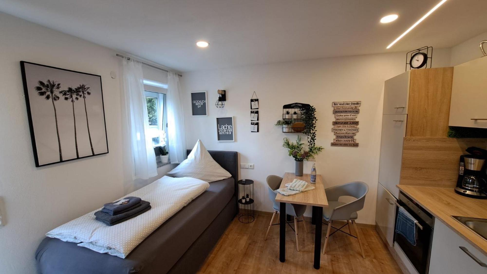 Appartment-Ferienwohnung Mit Kueche, Bad, Kostenlos Wlan, Modern Eingerichtet โรดิง ห้อง รูปภาพ